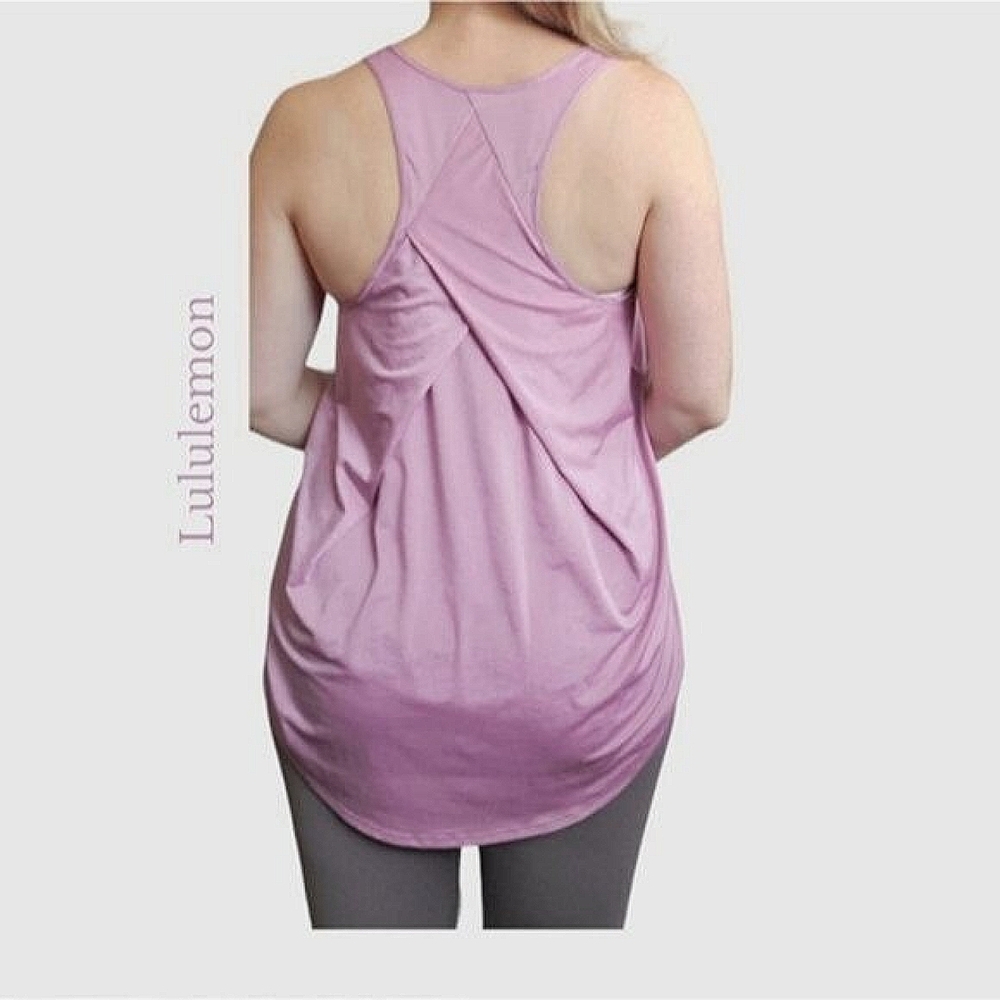 LULULEMON Essential Pleated Tank in Mauve Pink- Size 8